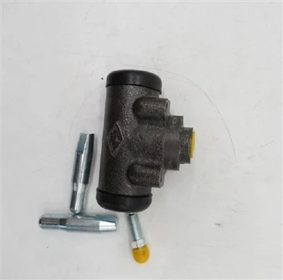 Sinotruck HOWO Force 1.5T Brake Sub Pump 21233-70080